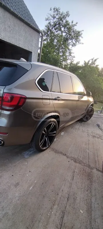 2016 BMW F15