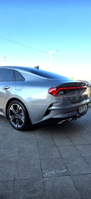 2023 Kia K5