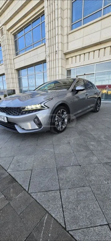 2023 Kia K5