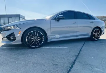2023 Kia K5