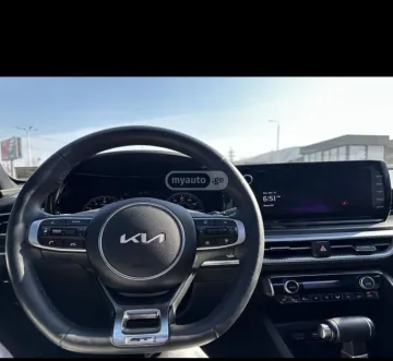 2023 Kia K5