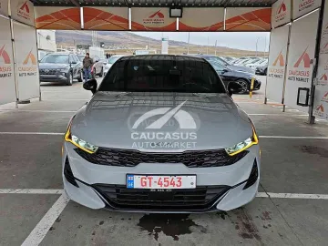 2023 Kia K5