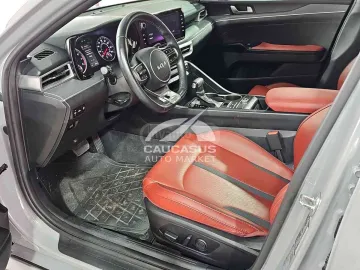 2023 Kia K5