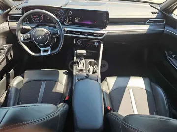 2023 Kia K5