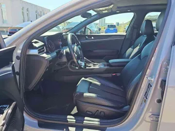 2023 Kia K5
